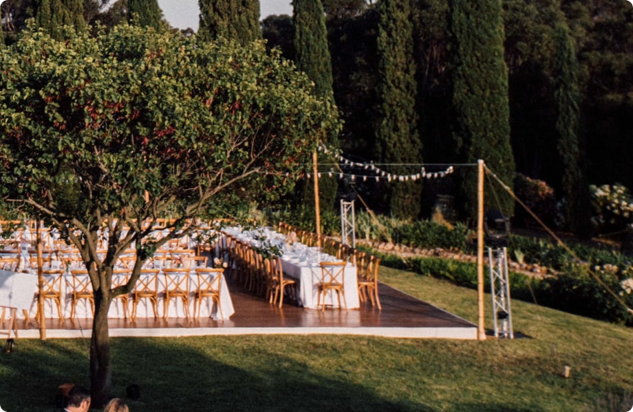 Plafond de Guirlandes - Fixation