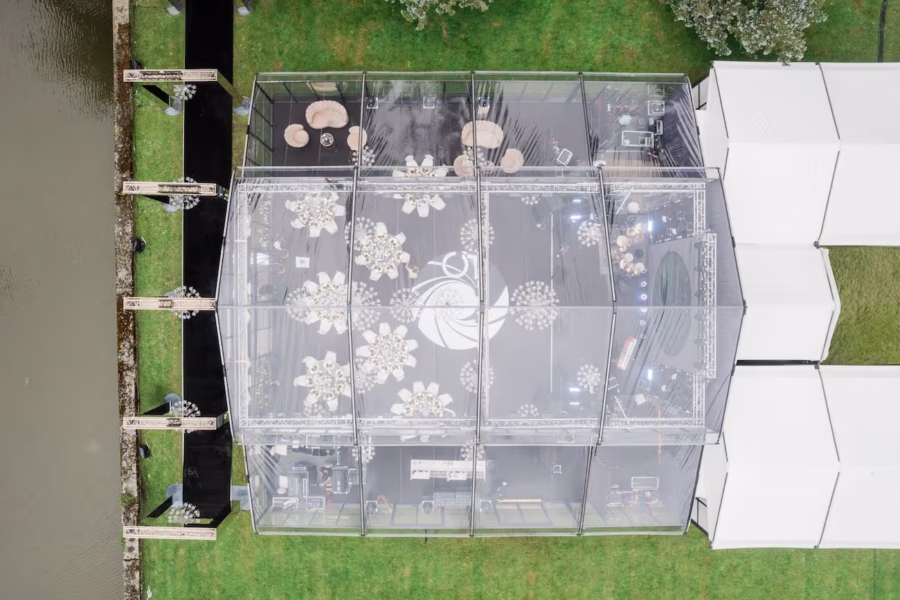Orangerie cristal location anniversaire Atawa