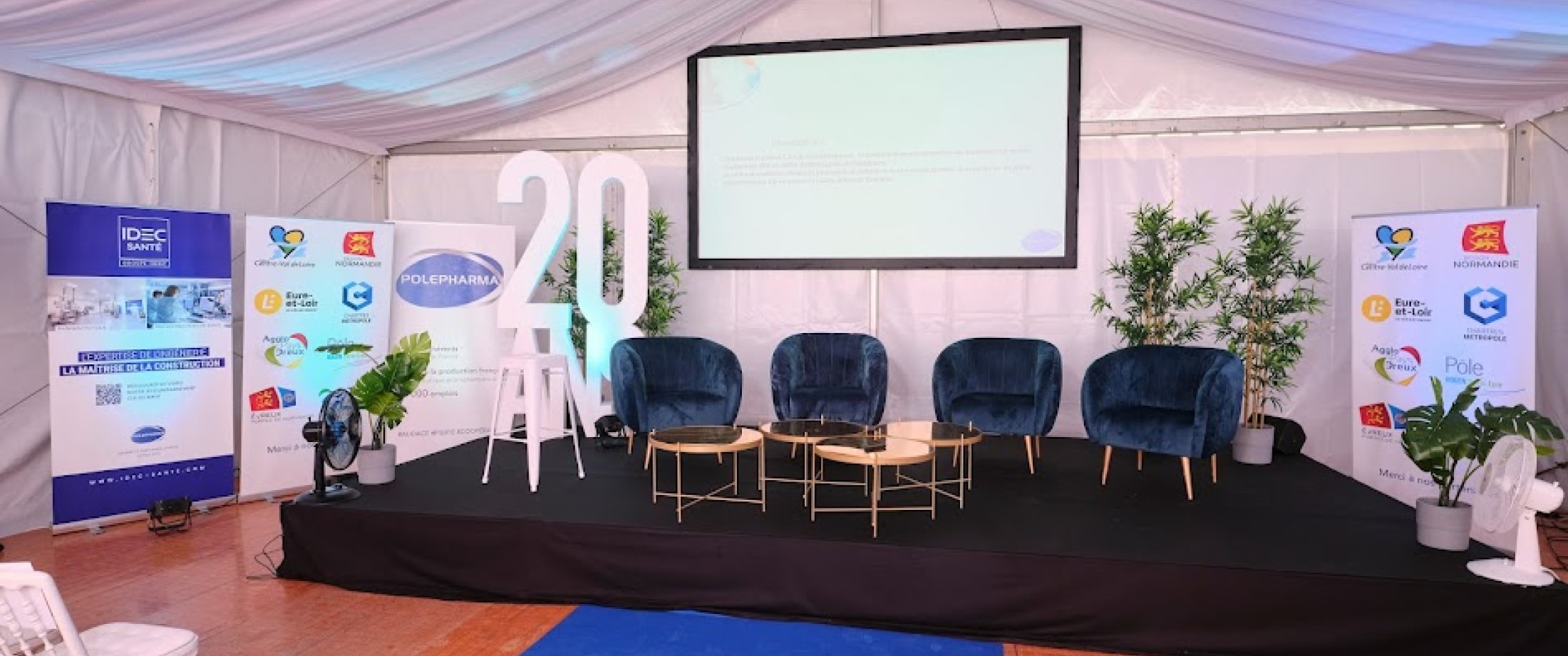 Screen and Video Projector Rental for Your Events