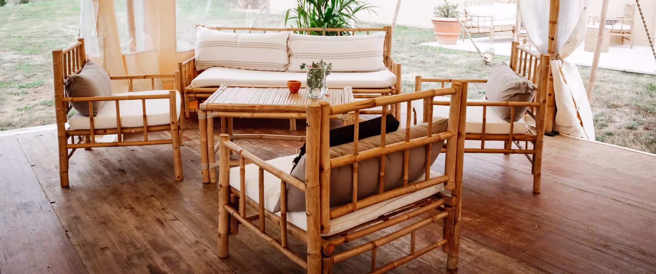 Furniture rental : Coachella Boho Furniture