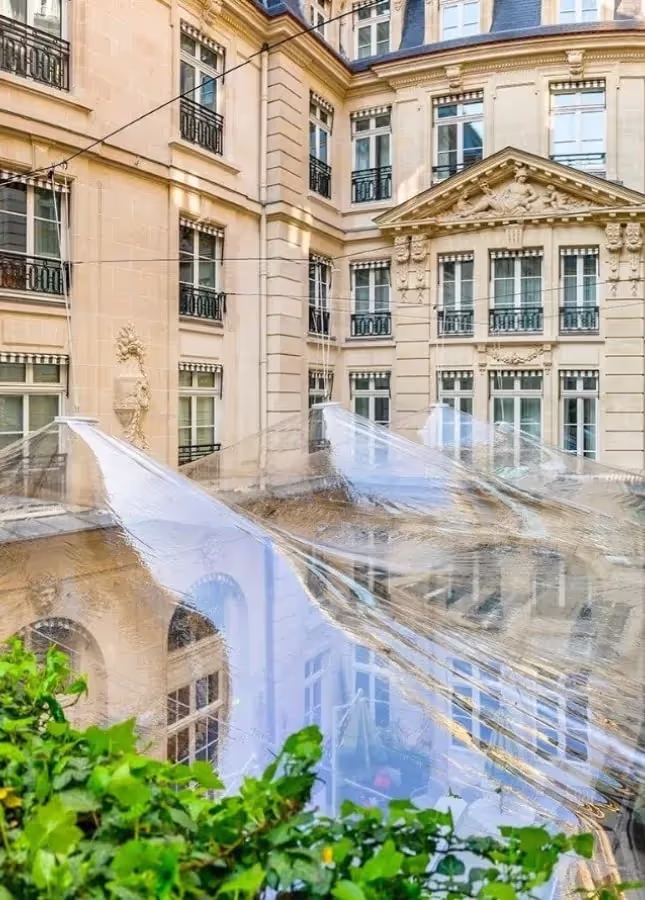 Inauguration de la terrasse éphémère à l'Hôtel de Crillon