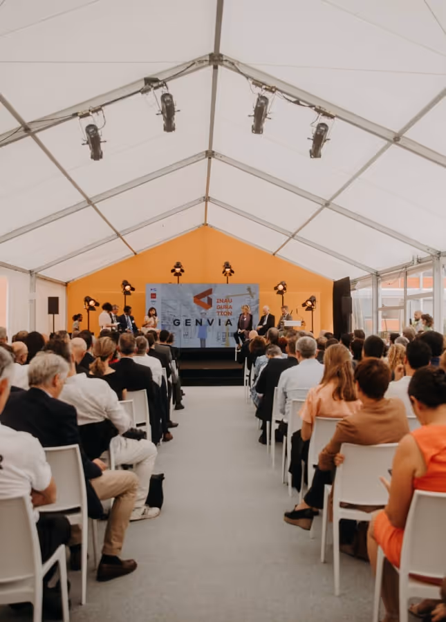 Comment organiser une conférence en entreprise ? Guide complet