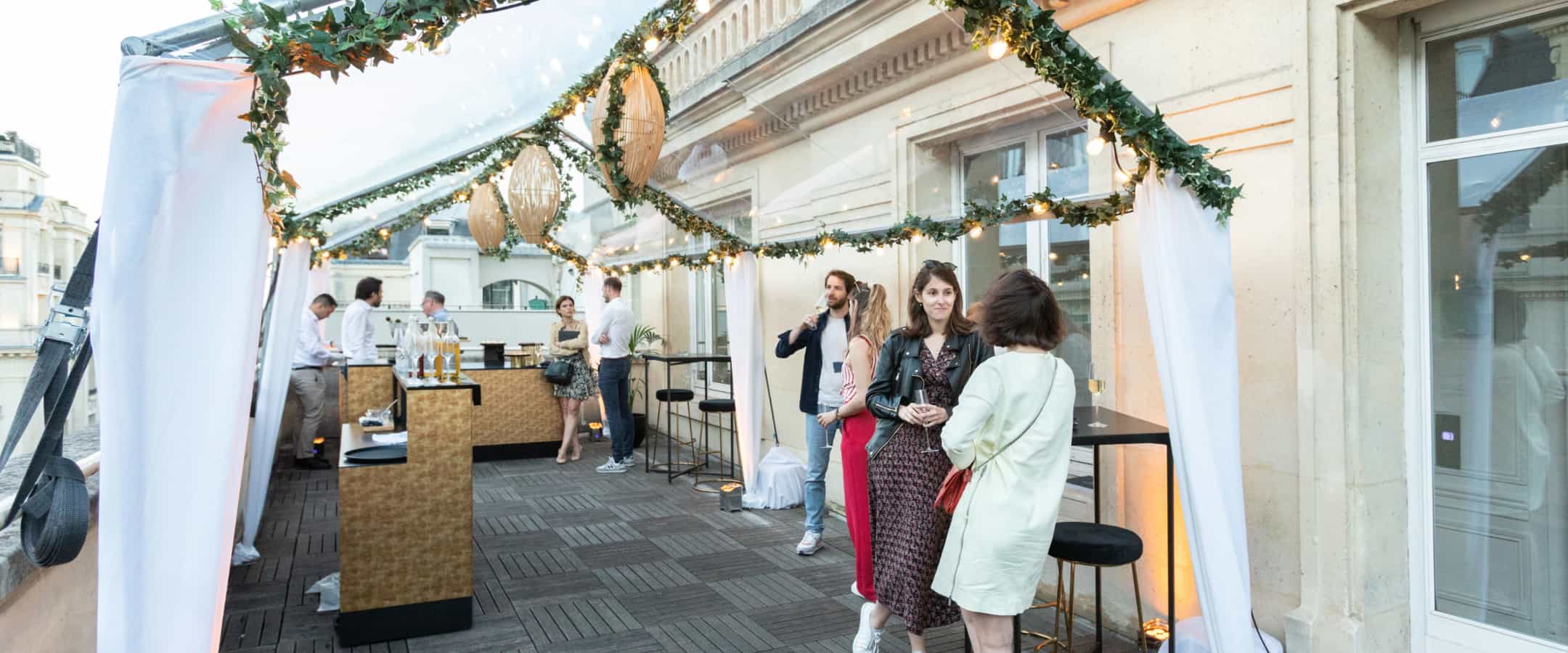 Back-to-work afterwork: ideas, venues, and expert tips