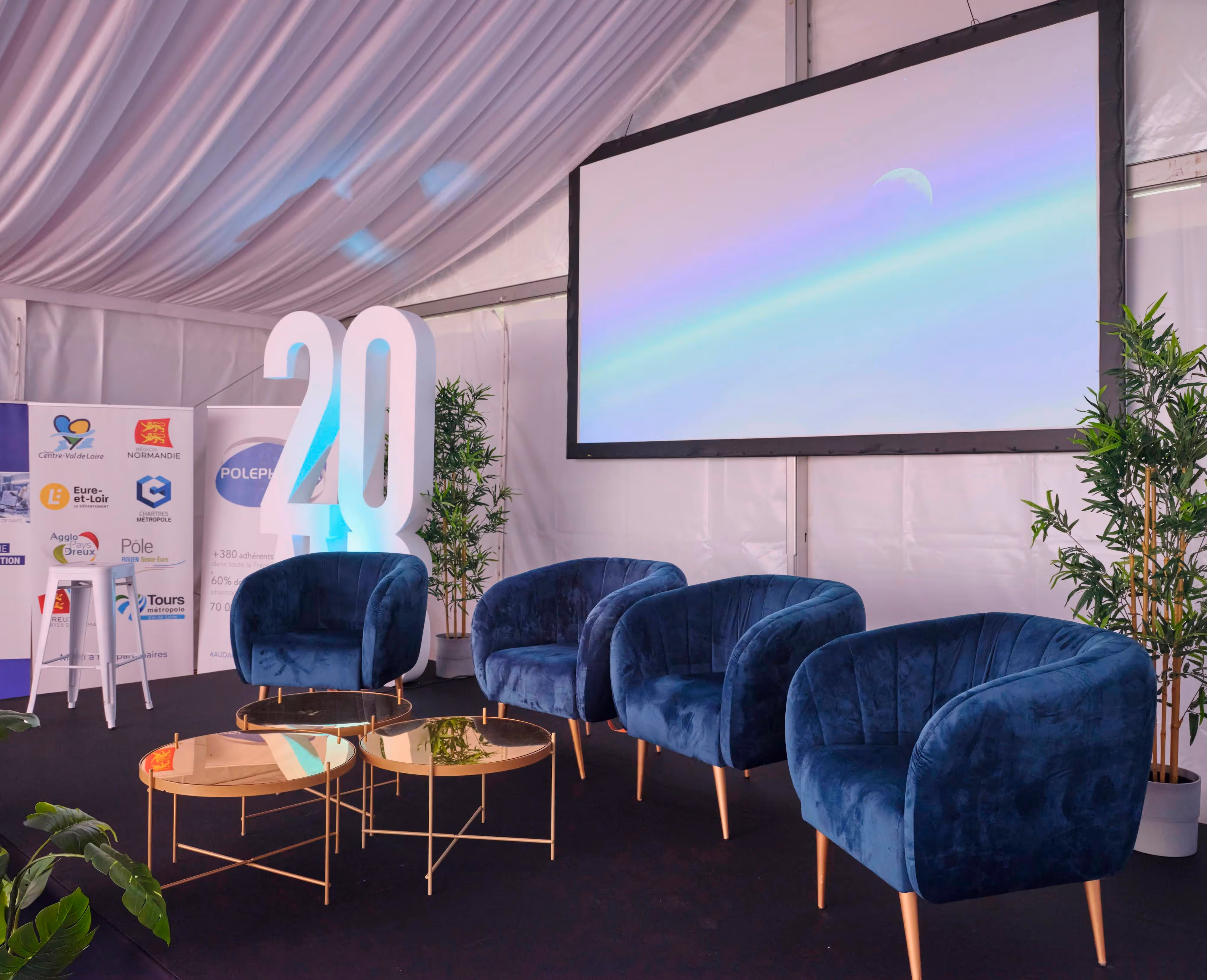 Why rent furniture for a trade show