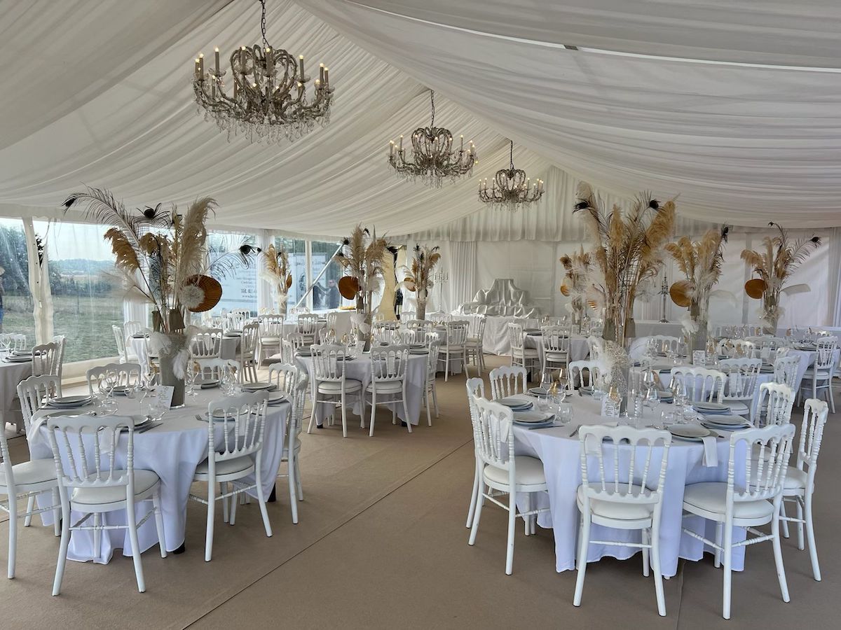 Tente de reception et lustres atawa