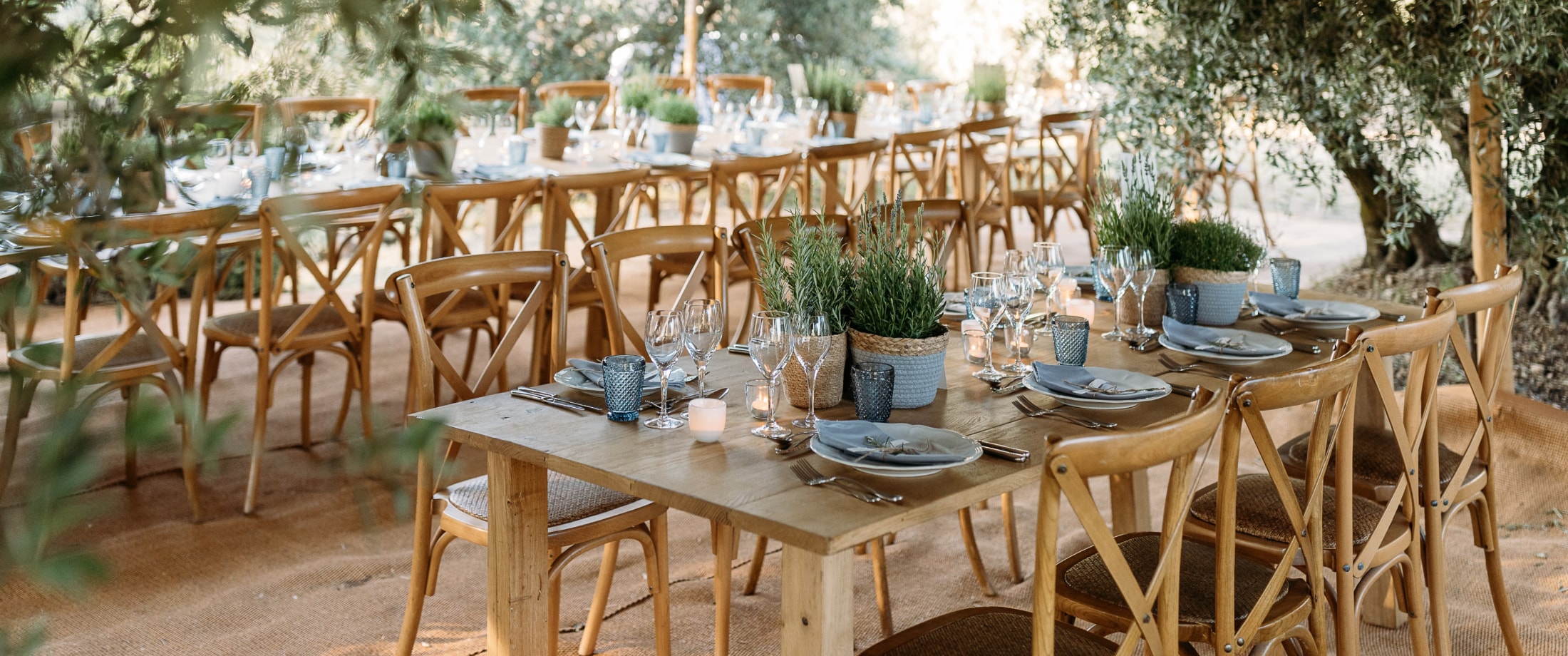 Furniture rental : Bohemian Furniture