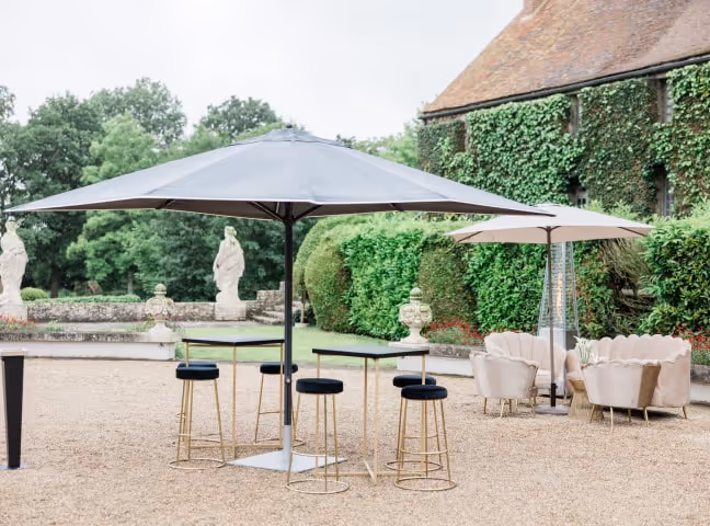 Furniture rental : High Tables