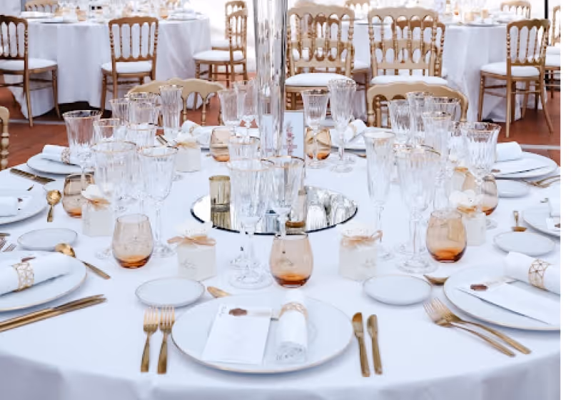 Castle tableware