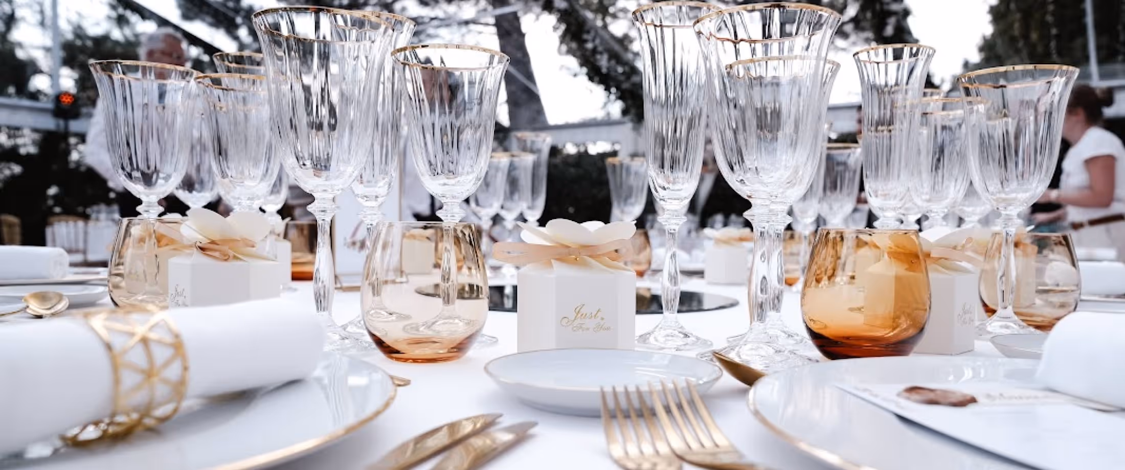 Castle tableware