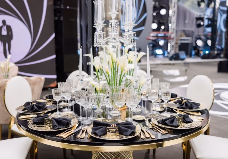 Golden tableware