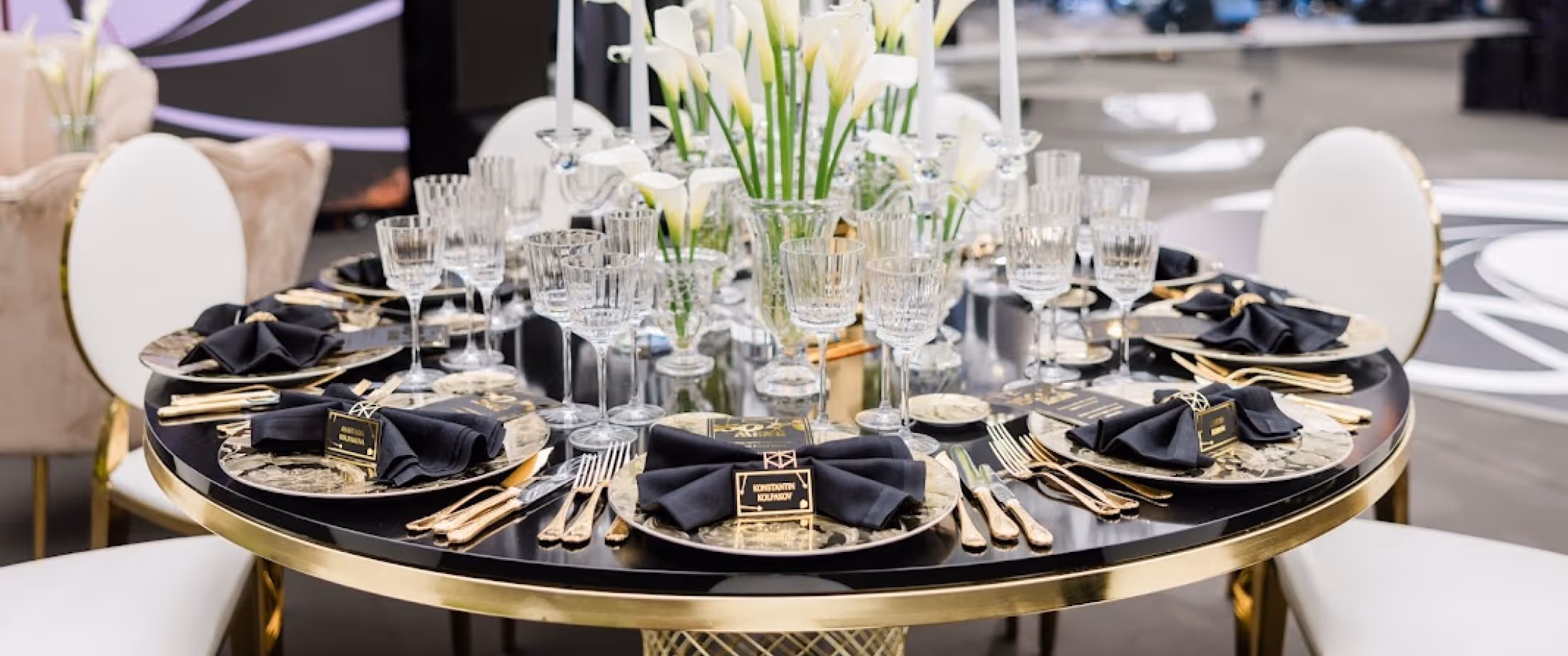 Golden tableware
