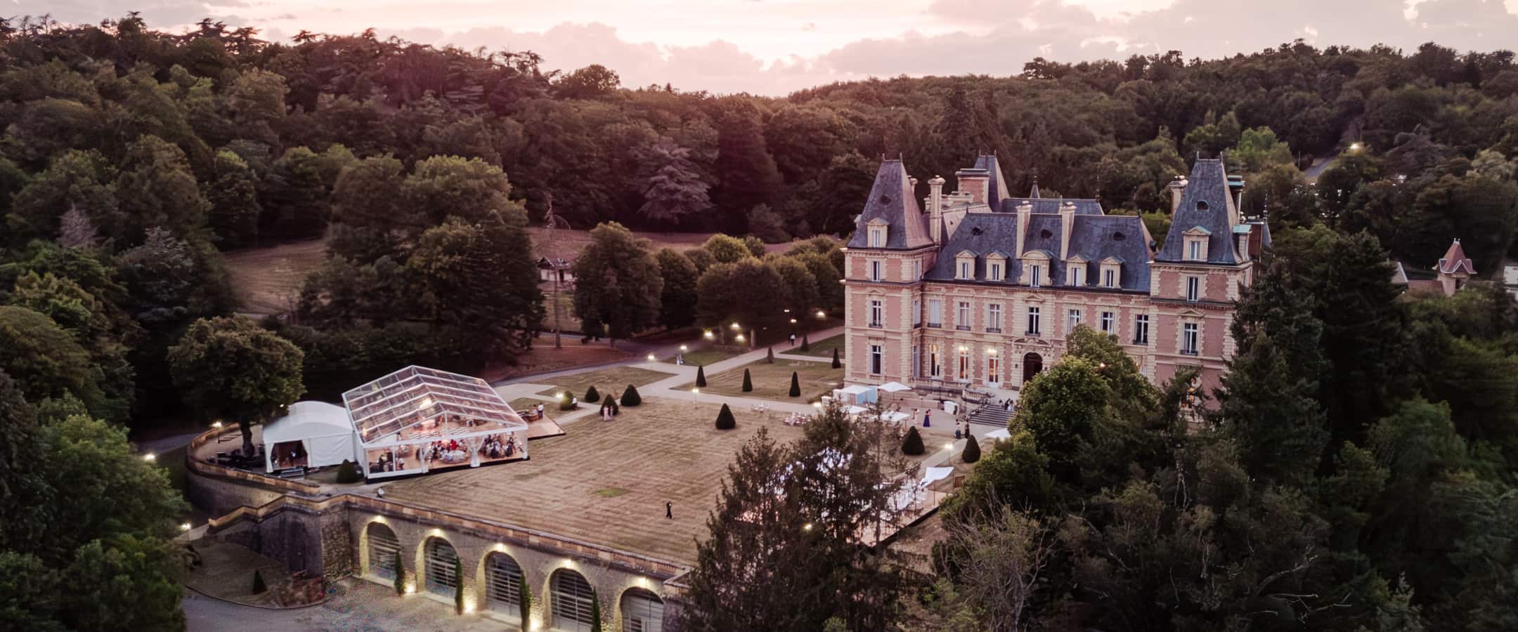 How Much Does a Wedding in France Cost? Our Budget Planning Guide