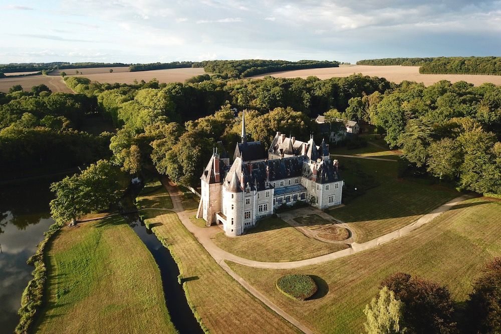 Atawa - Mariage champêtre au Château de la Verrerie dans le Cher