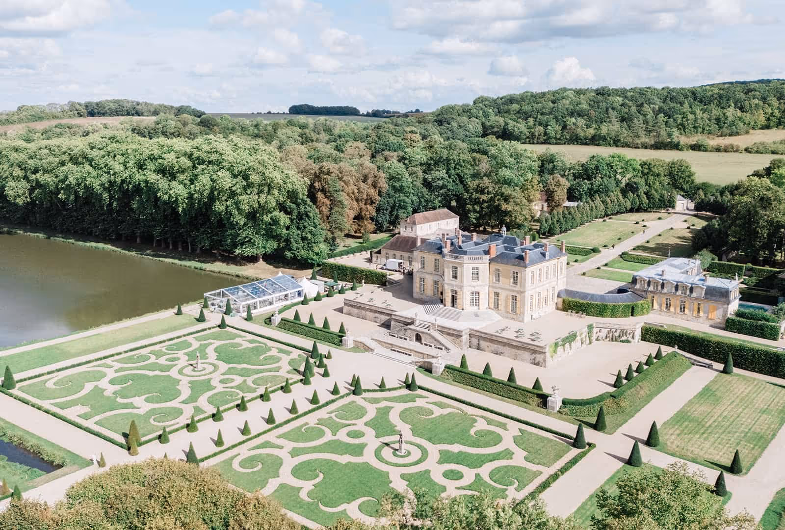 Tent, Marquee, and Event Structure Rental in France