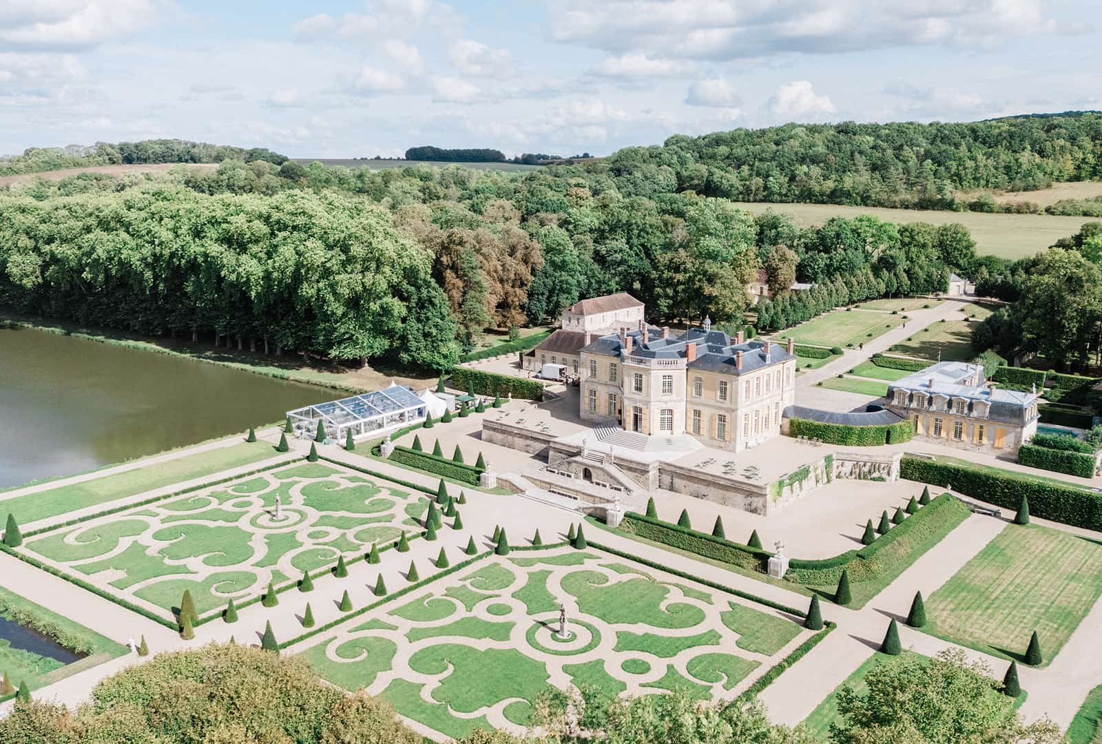 Tent, Marquee, and Event Structure Rental in France