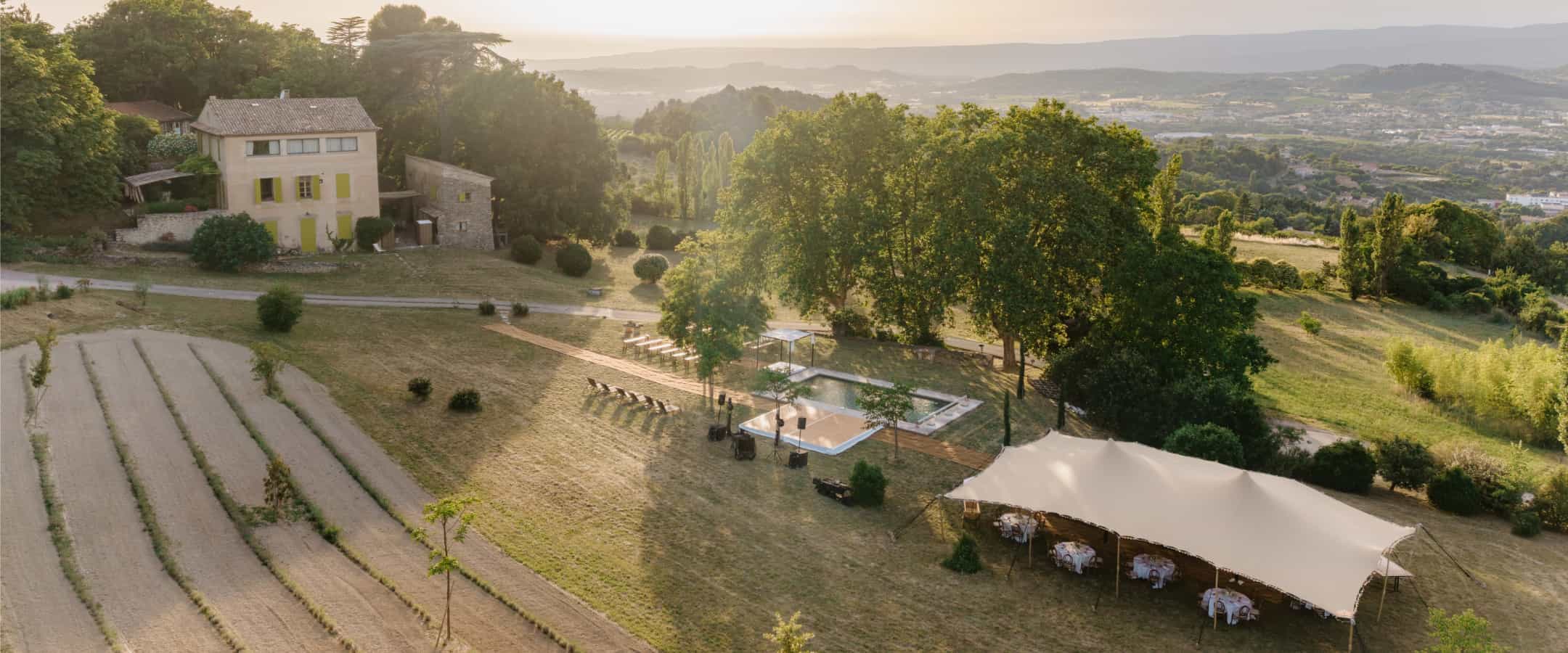 Transformer un lieu privé en lieu de réception | ATAWA