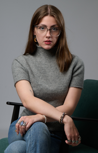 Finding Her Feet: Jasmine Rio Taylor on Graduating, Headshots, and Being Seen