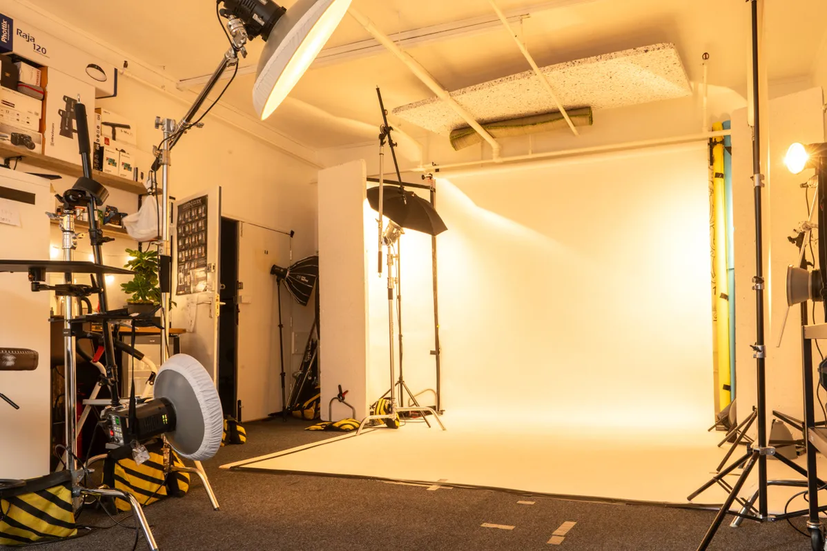 Professional vs DIY headshots: when £95 pays off in Leeds