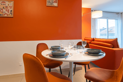 MAISON DE VILLE AVEC TERRASSE