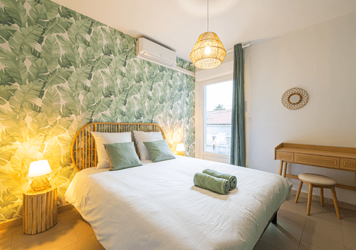 MAISON DE VILLE AVEC TERRASSE