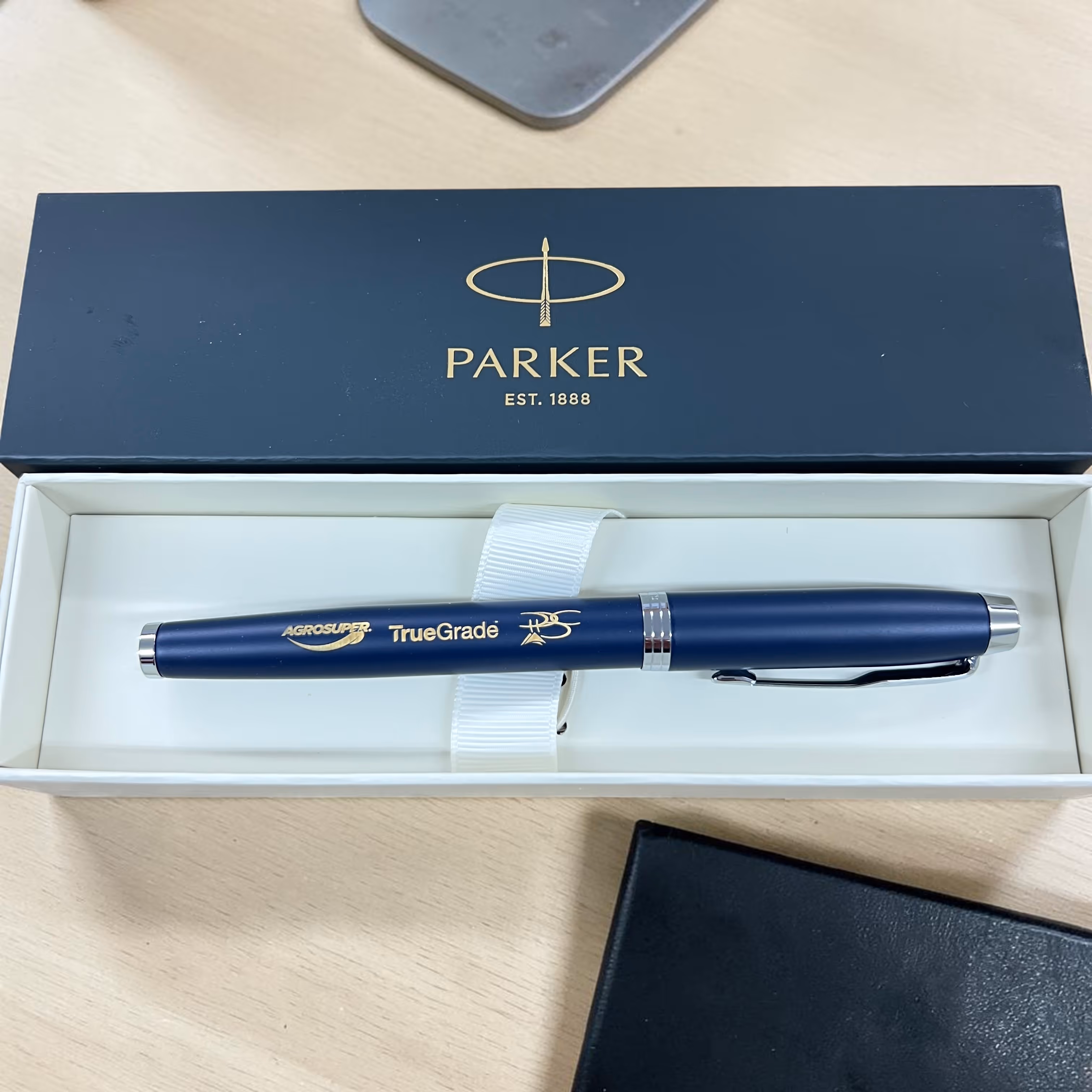 Laser Engraved Parker Pen with Box_Gift Miami Fort Lauderdale