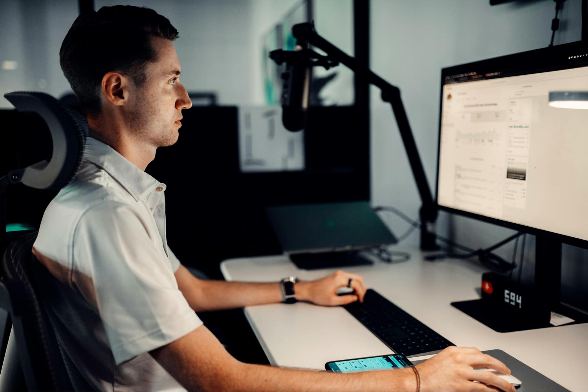 man working on a laptop - Online Feedback Tools