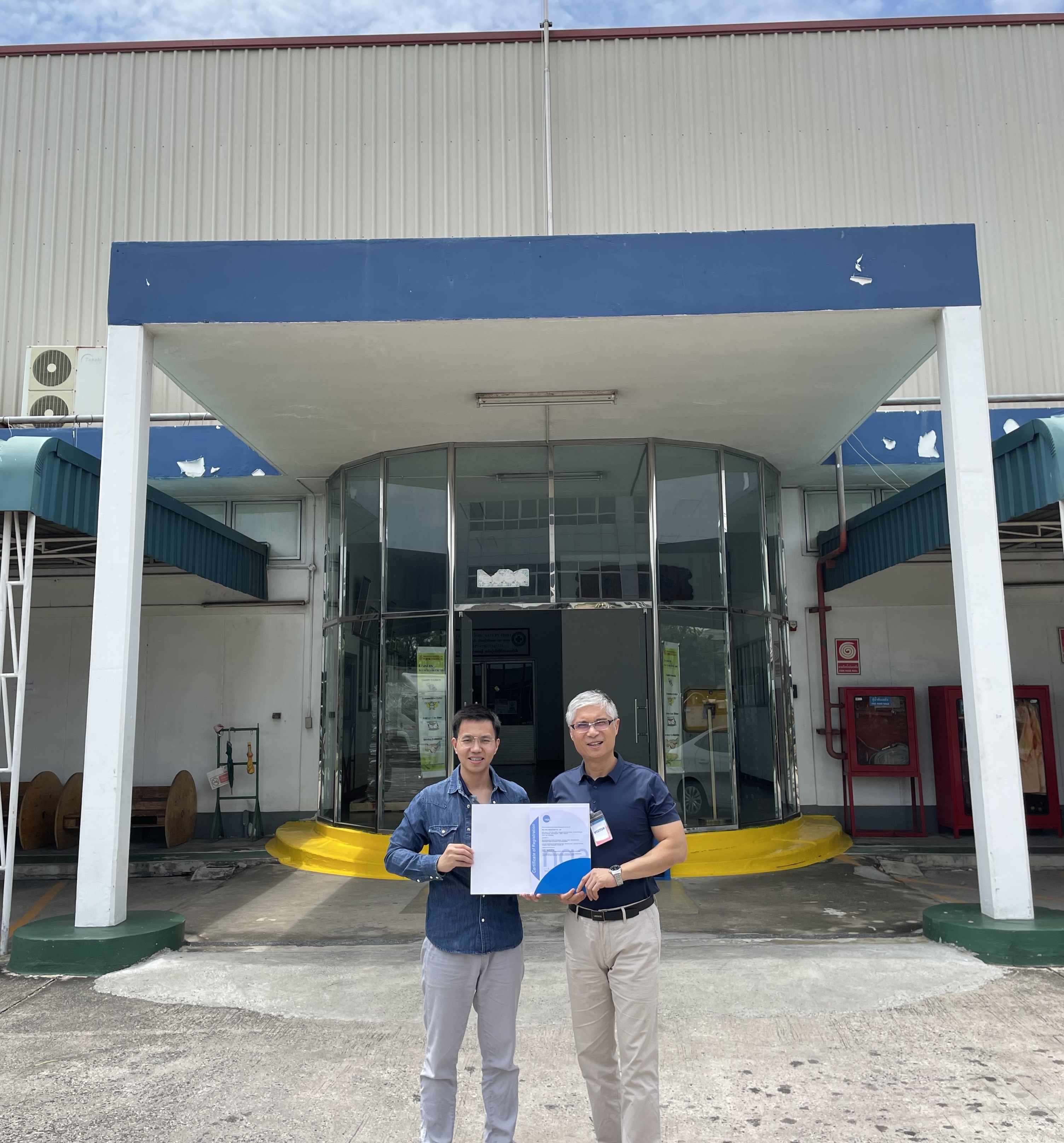 Hoochin Electronics receiving their TS 16949 Certificate