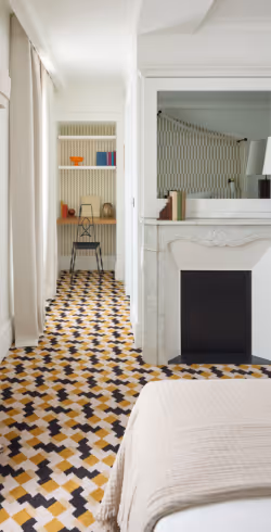 Les équipements inclus au sein des chambres et suites de l'Hôtel Noucha à Paris 16