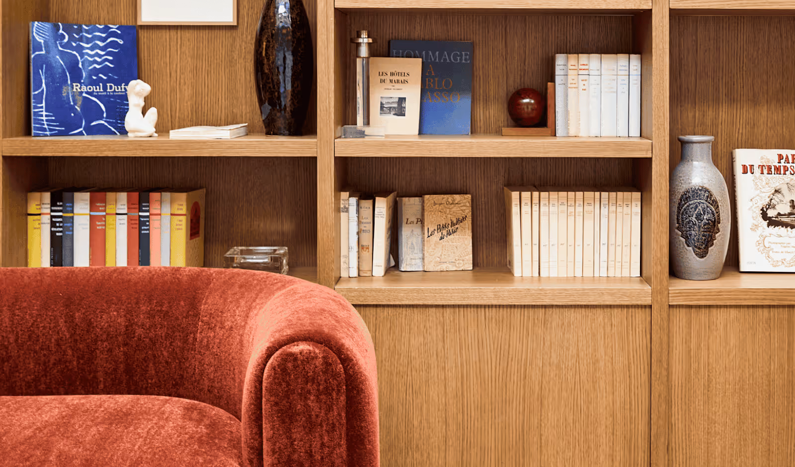 Informations de contact et horaires d'ouverture des services proposés par Noucha à Paris 16 quartier Passy et Auteuil
