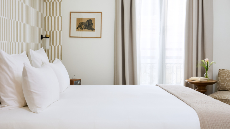 Duplex room at the Hotel Noucha Paris 16 Auteuil La Muette