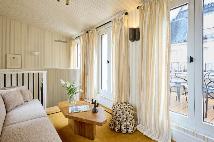 Façade de La Maison Parisienne dans le 16e arrondissement