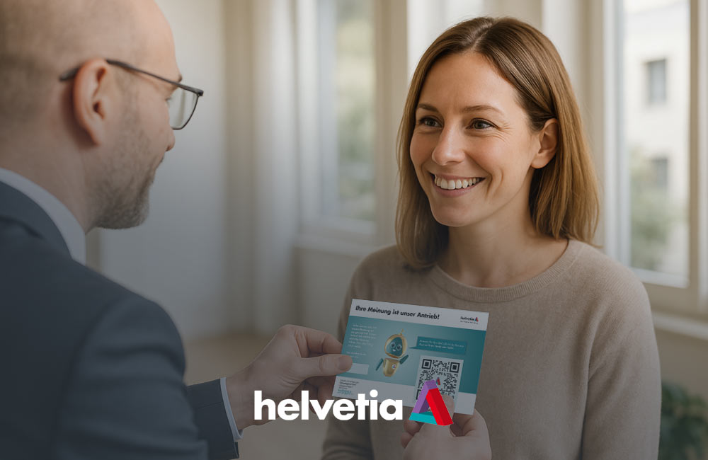 Personen mit Smartphone mit dem Ausschnitt in den Helvetia hypt-Chatfunnel