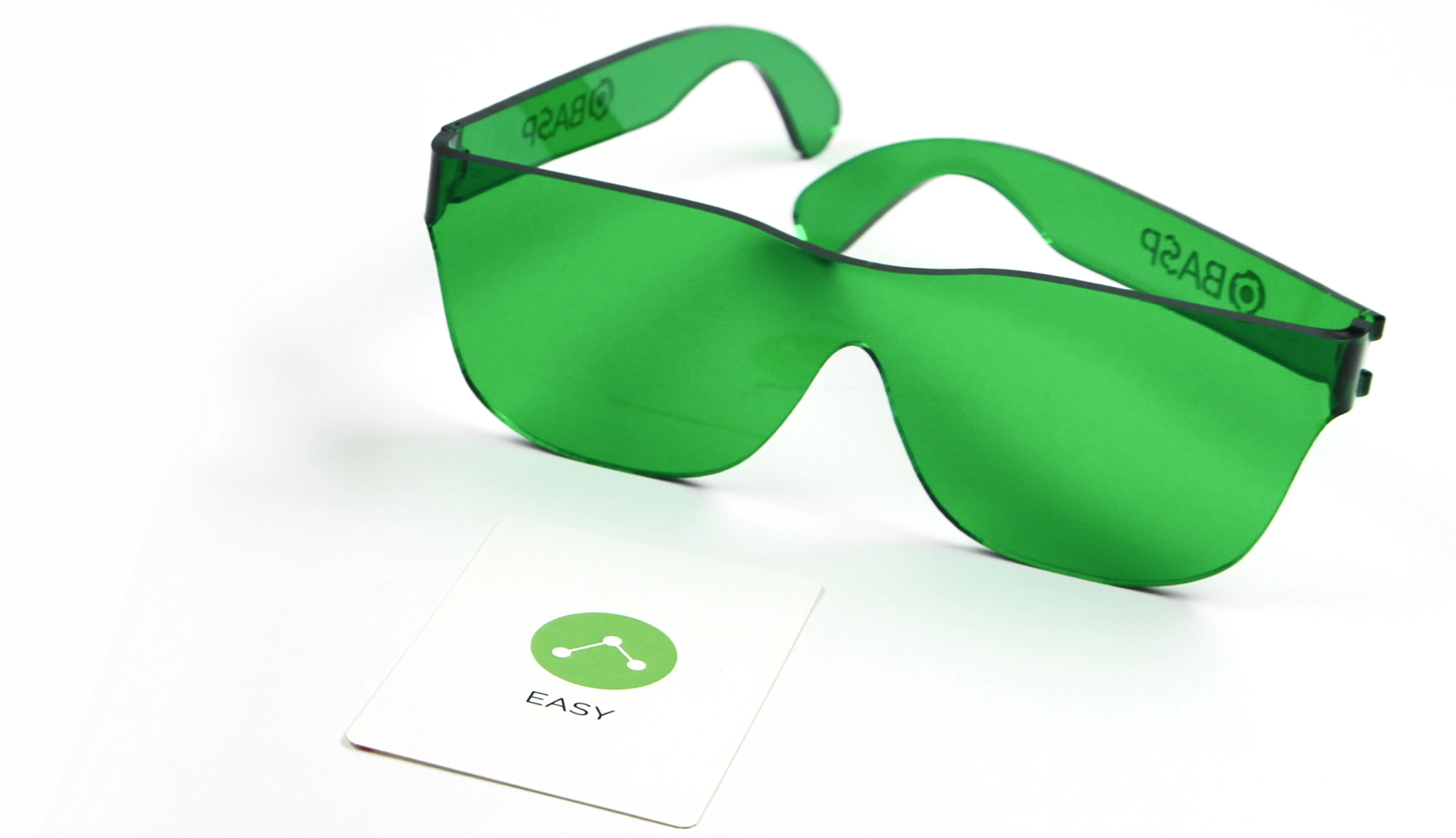 Green tinted glasses placed over a game card labeled “easy.”