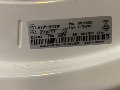 Westinghouse model WMF7025EDWA label with specifications including PNC 914900778, 220-240V, 50Hz, 2000W, and S/N 10411801.