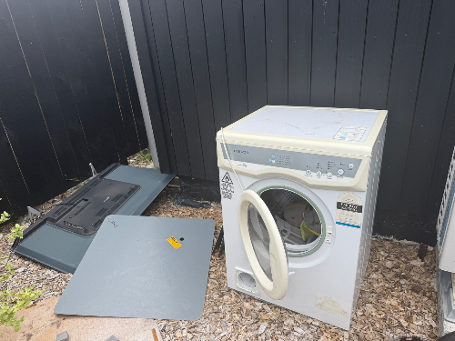 Washing machine, flat panel, yellow label