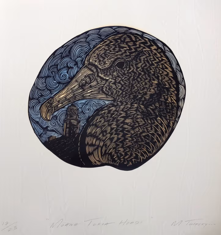 Moana, Toroa Heads ed 17/23 (embossed woodcut) 600 x 560 mm uf