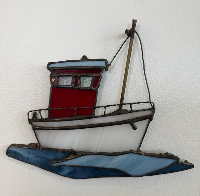 "Chugging Along" (wall hanging glass, mixed media) - 175 x 215 mm