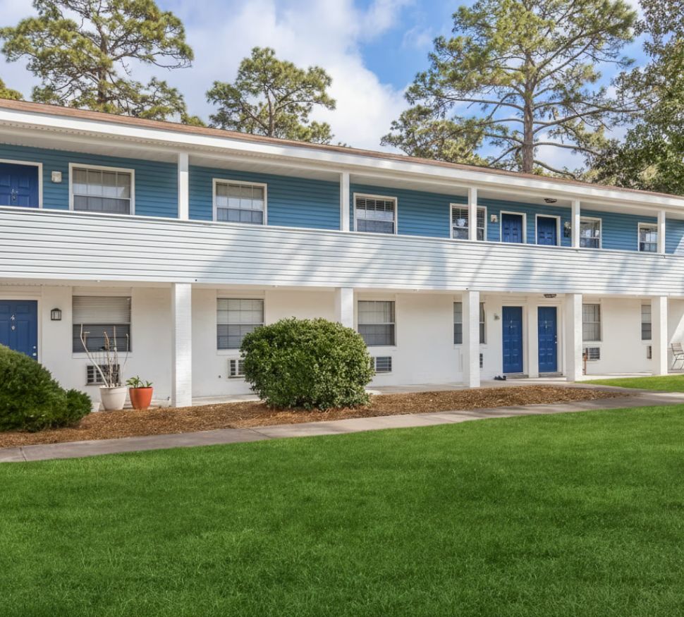 Westminster Club Apartments