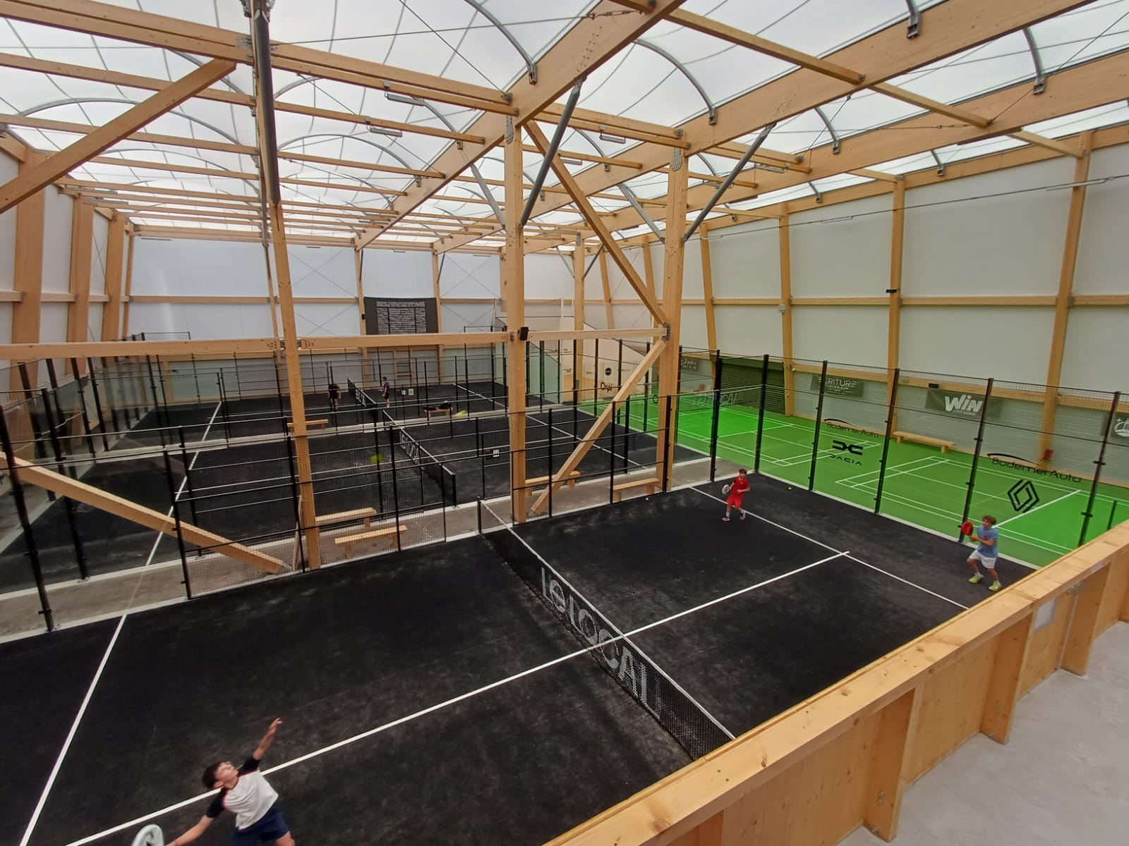 terrain padel EPS Concept Le Local Vannes Morbihan