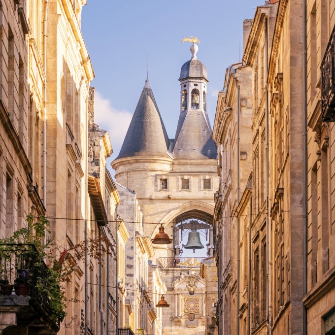 Contactez Garonne Patrimoine, votre cabinet de gestion de patrimoine à Bordeaux