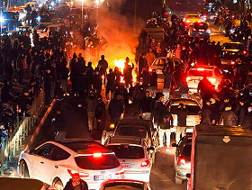 ما هي العوامل الرئيسيّة في تحديد مستقبل إيران في ظل الاحتجاجات والتهديد الأميركيّ؟