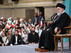 تحذير استخباري لترامب: اغتيال خامنئي قد لا يُسقط النظام بل يعزز "متشددين من الحرس الثوري"