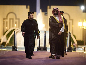 السعودية وأوكرانيا توقّعان اتفاقية للأمن الجويّ خلال زيارة زيلينسكي