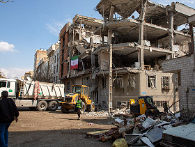 بعد تهديدات ترامب: إيران تتوعد بشن هجمات "ساحقة"