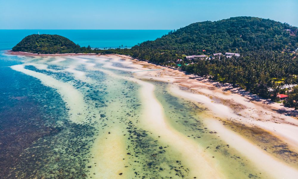 Madirokely beach une plage agréable à visiter sur Nosy be