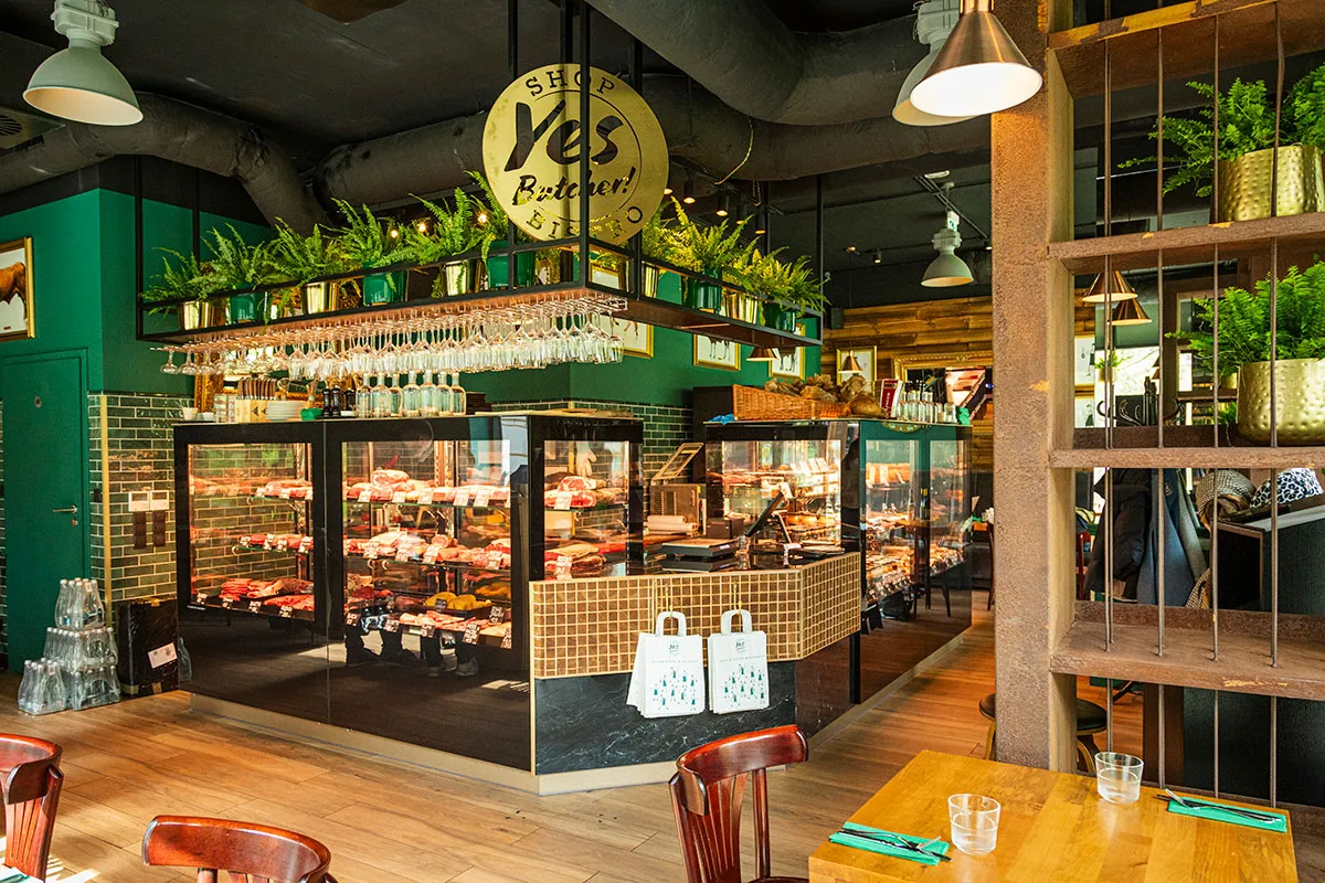 Bespoke Counter offered by OMNI Refrigeration
