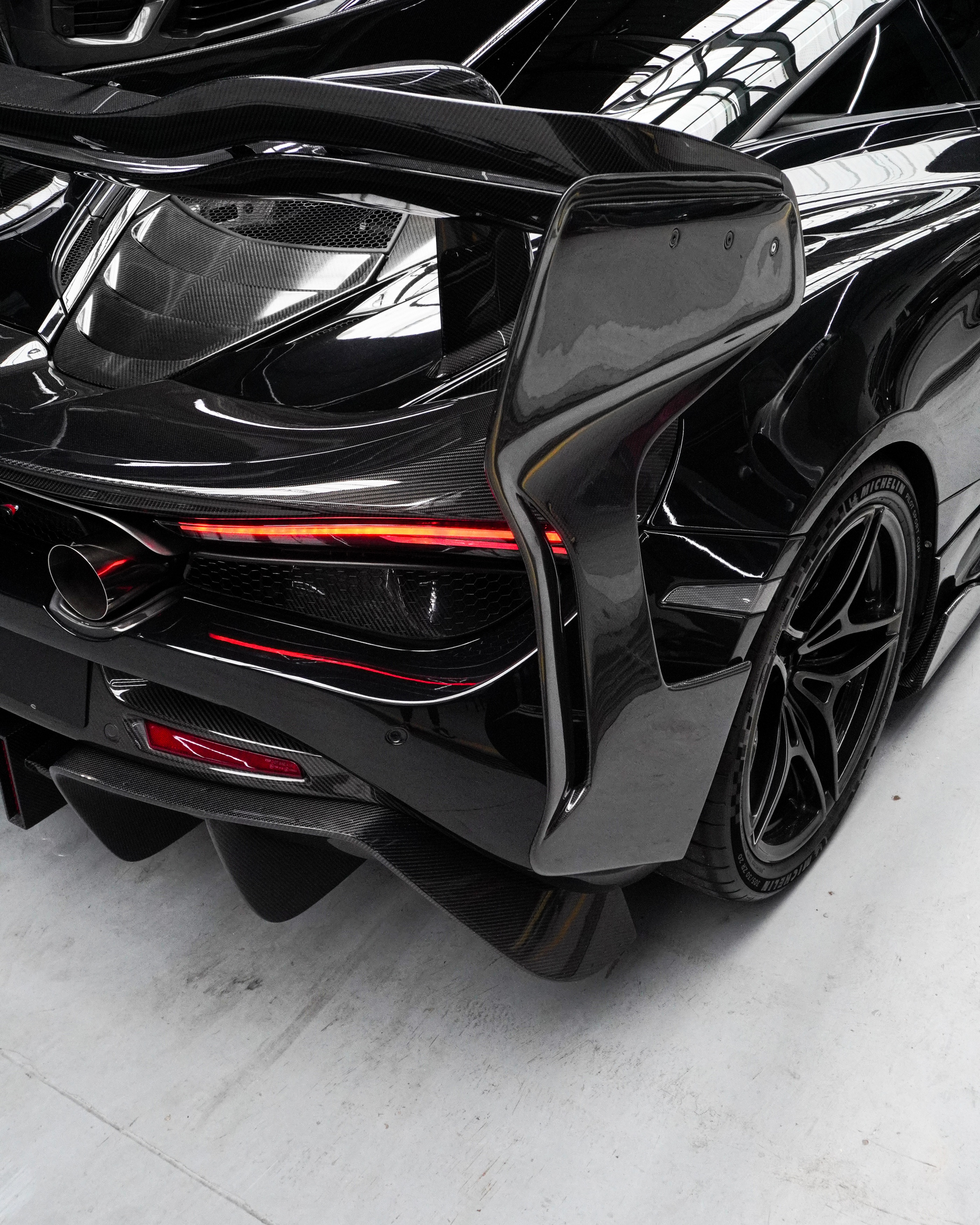 land rover defender 90 urban automotive bodykit