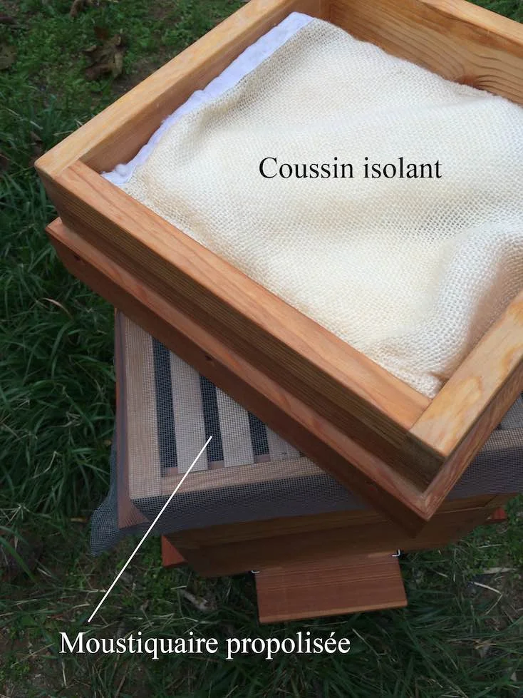Schéma ruche coussin isolant. 