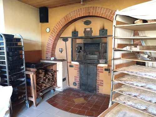 Four du fournil La Patouille lieu de la formation faire son pain au levain et concevoir son fournil.