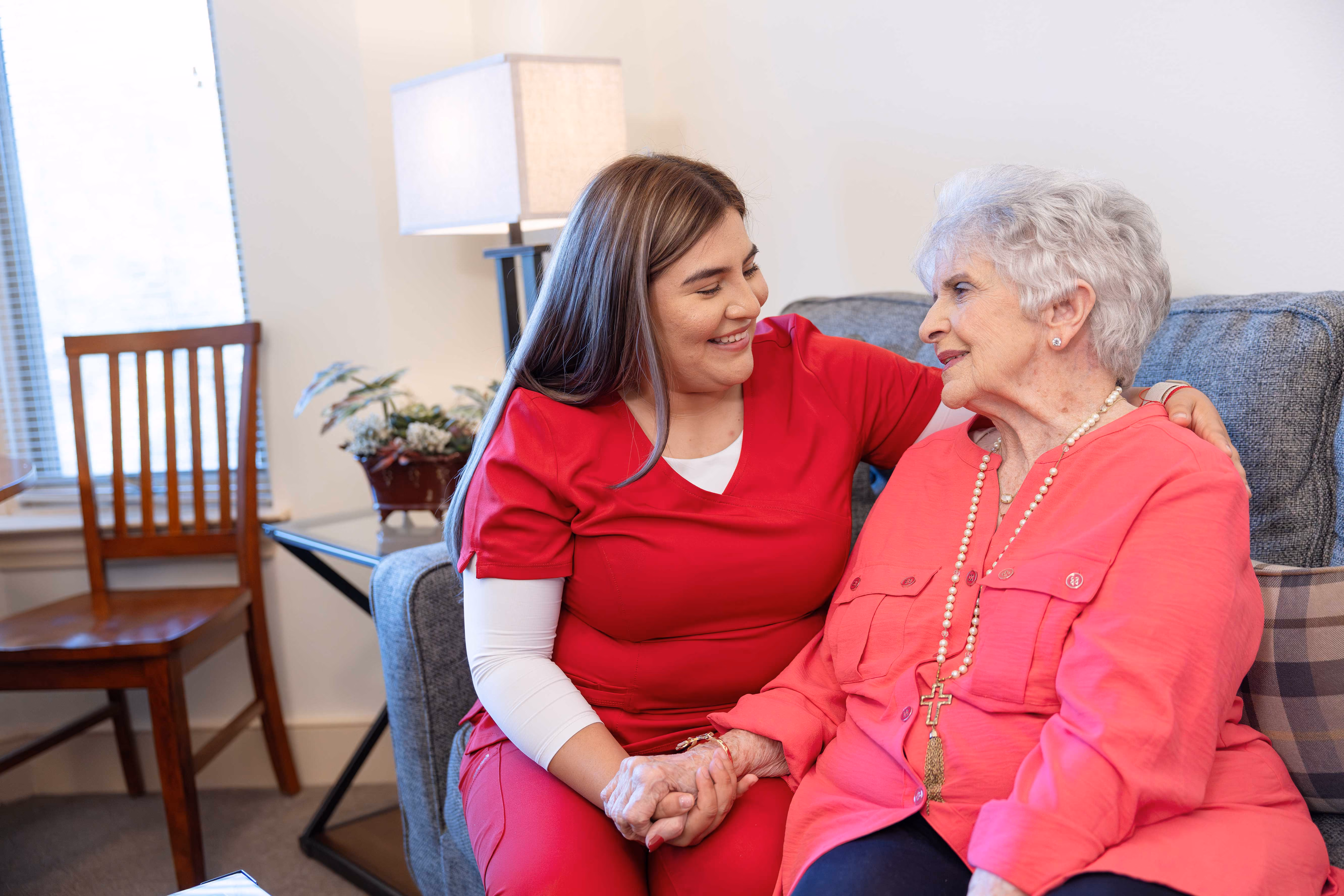 How to Choose the Right Senior Living Community for Your Loved One